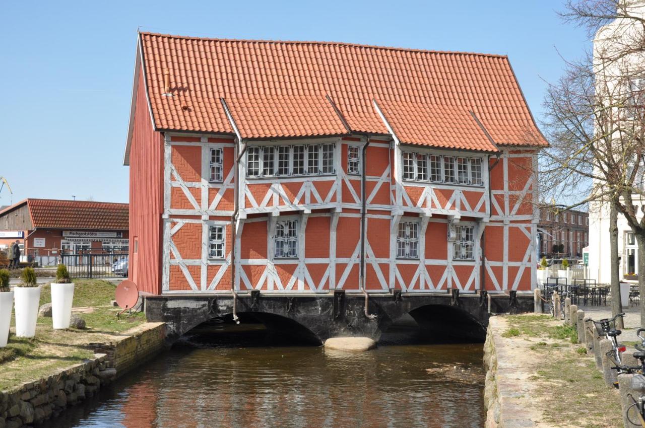צירוב Emilias Hues, Reethaus In Der Bucht Von Wismar מראה חיצוני תמונה